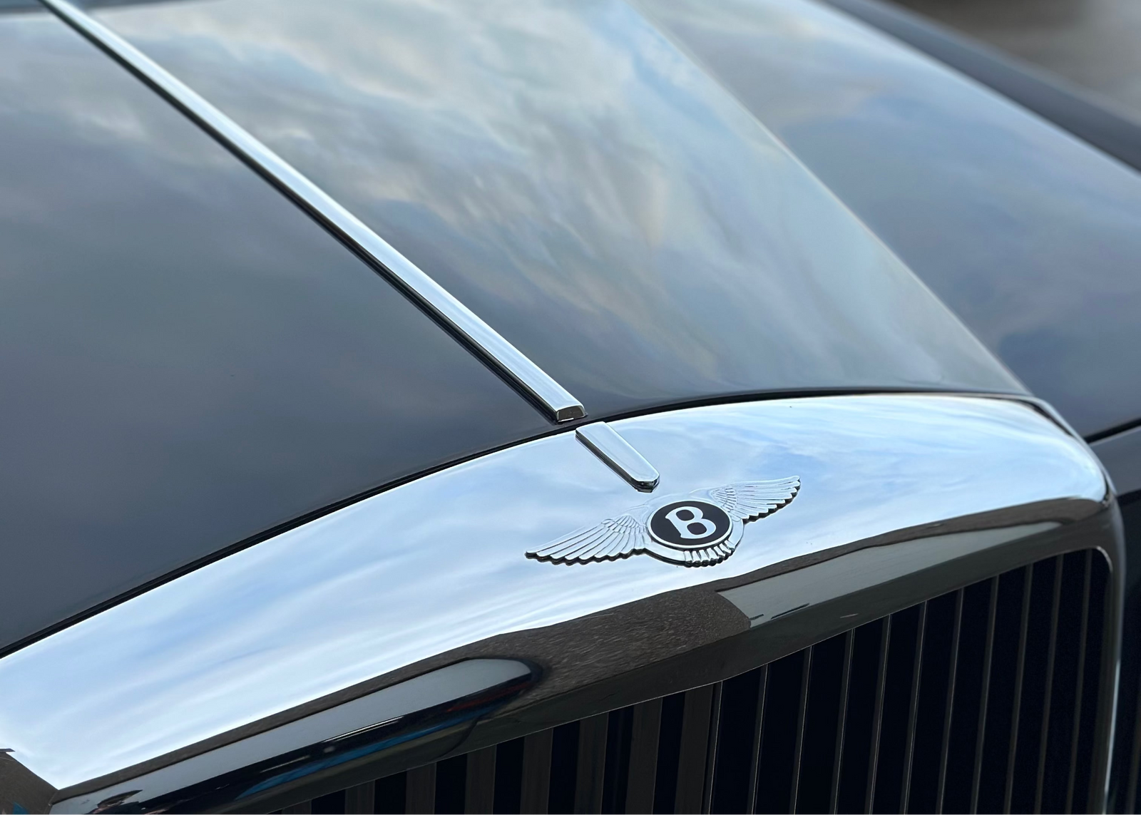 Bentley Eight